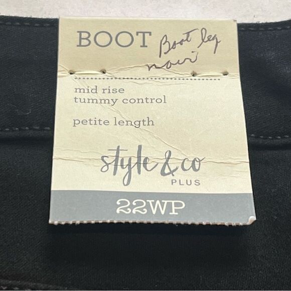 Style & Co Women's Boot Leg Black Pants Cotton Blend Size 22WP Mid-rise - Picture 6 of 12